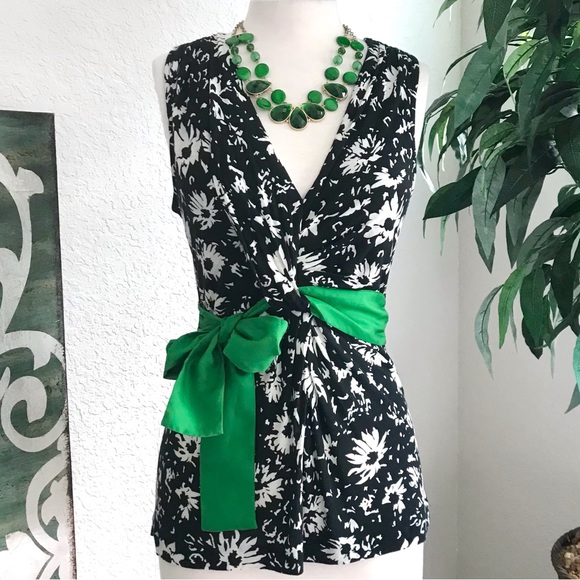 Anthropologie Floral Top Green Satin Sash NWT Size XS Preppy Cottagecore Y2K NDS - Picture 5 of 11